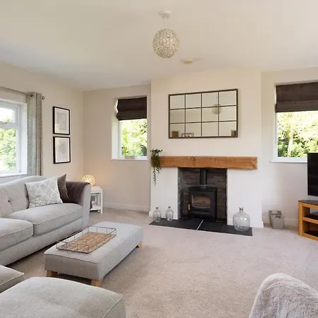 Nyaraló Stunningly Spacious And Annexe With 7 Beds York