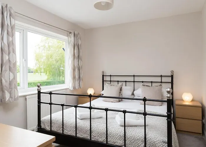 Stunningly Spacious And Annexe With 7 Beds * York