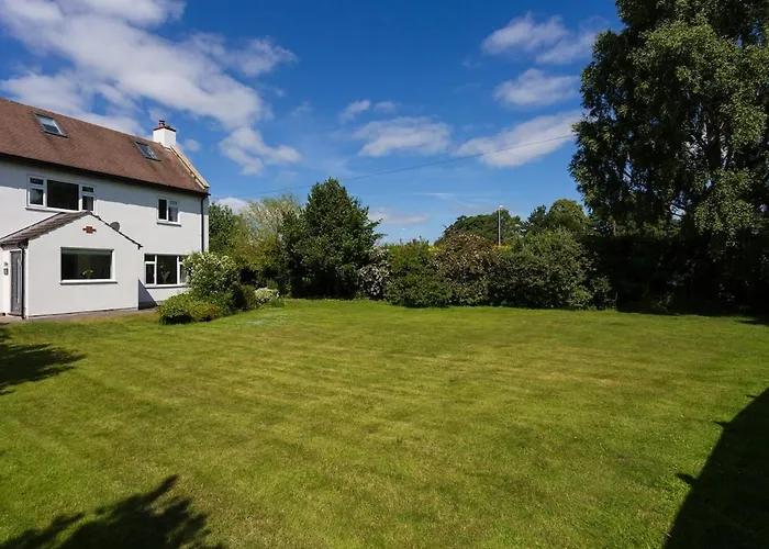 Stunningly Spacious And Annexe With 7 Beds Holiday home York