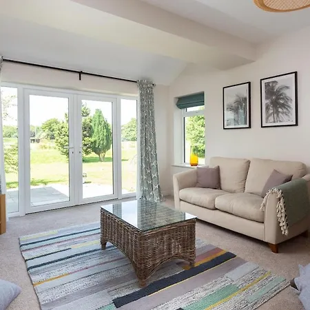 Stunningly Spacious And Annexe With 7 Beds York