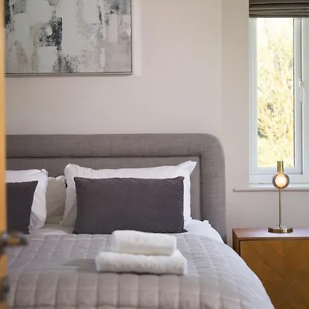 Stunningly Spacious And Annexe With 7 Beds Feriehus