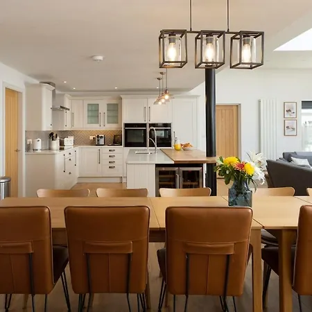 Feriehus Stunningly Spacious And Annexe With 7 Beds York