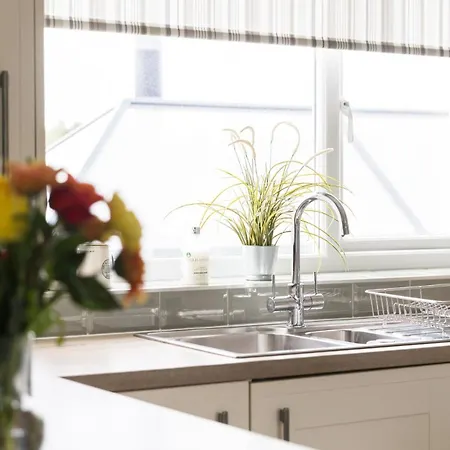 Stunningly Spacious And Annexe With 7 Beds Feriehus