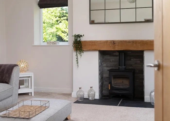 Stunningly Spacious And Annexe With 7 Beds *