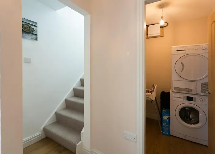 Stunningly Spacious And Annexe With 7 Beds Holiday home