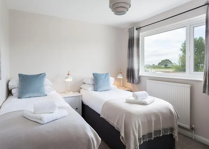 Stunningly Spacious And Annexe With 7 Beds Holiday home York